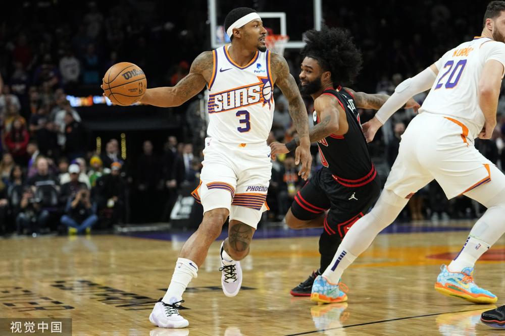 美元的出场 美元的出场